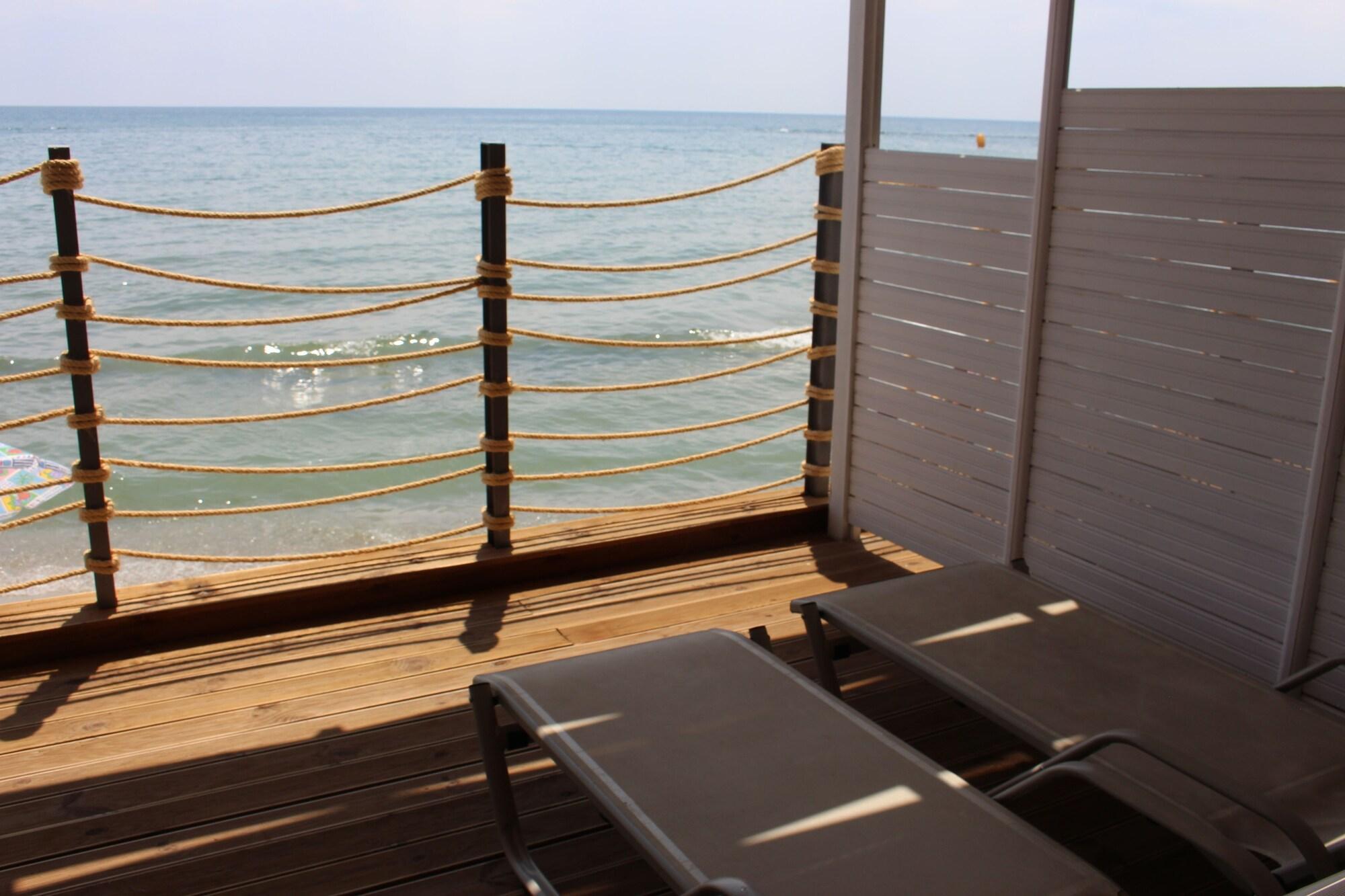 Paralia Beach Boutique Hotel Eksteriør billede